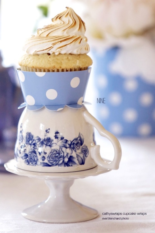 Wedding_Cupcake_Wrappers_cupcakes